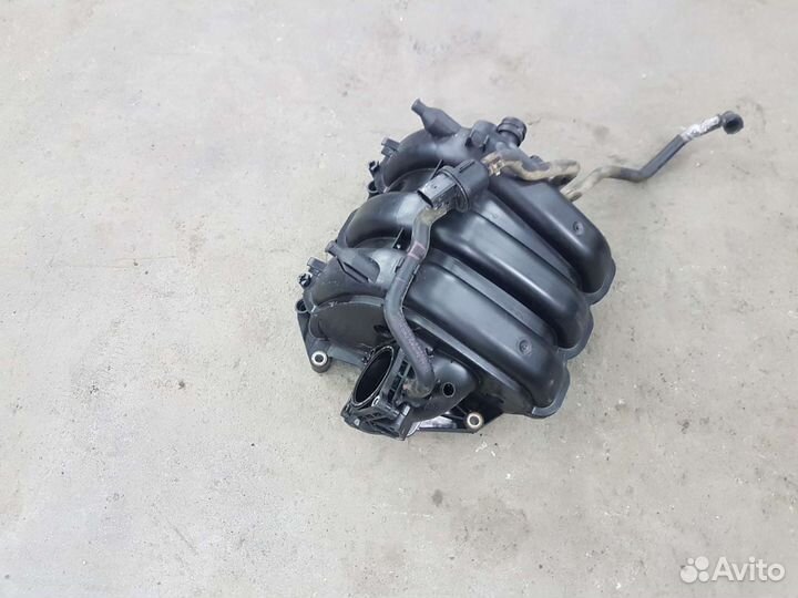 Впускной коллектор Skoda Fabia 2 1.2 BZG