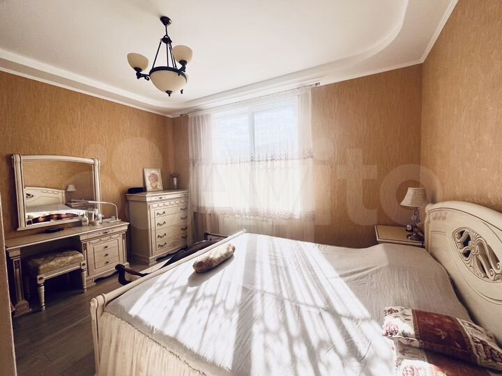 3-к. квартира, 115,5 м², 6/10 эт.