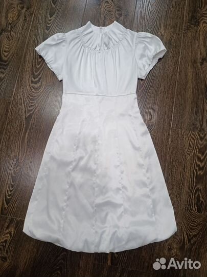 Платье белое
