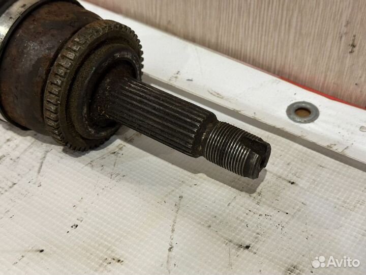 Привод левый Hyundai Solaris 1