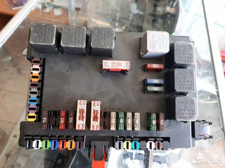 Блок предохронителей SAM задний мерседес W221