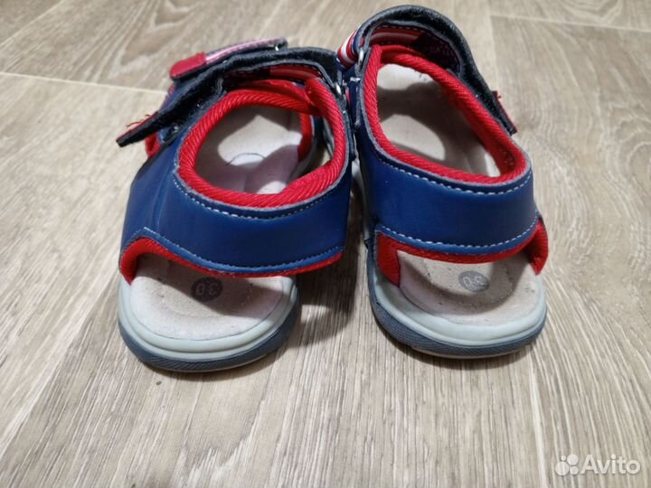 Босоножки детские