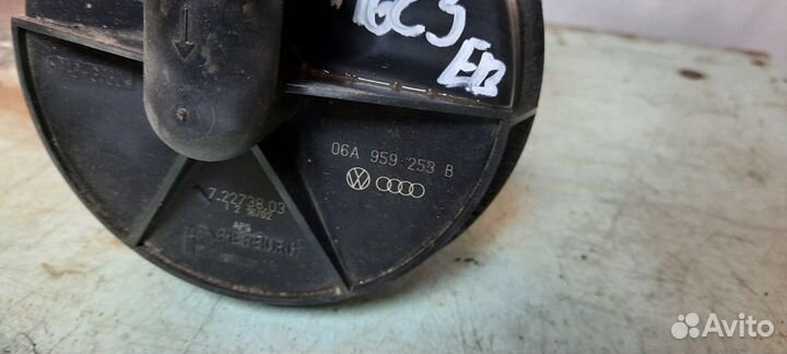Audi A6 C5 3.0 АКПП 2002 Насос воздушный