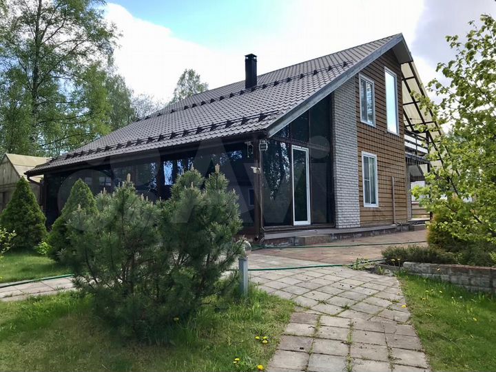 Коттедж 216,3 м² на участке 14,7 сот.