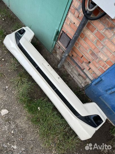 Накладка обвес на передний бампер LC Prado 150