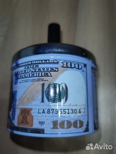 Пепельница нажимная новая