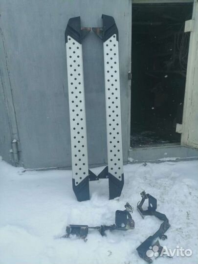 Пороги-подножки