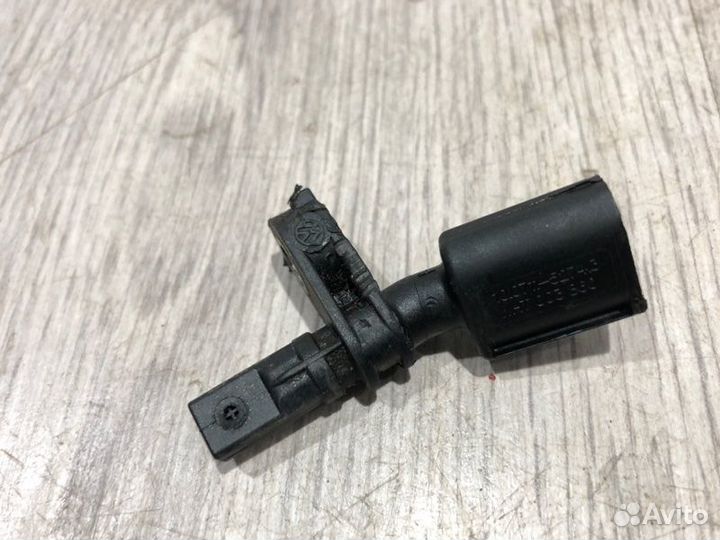 Датчик abs передний правый Skoda Octavia A7 CWV