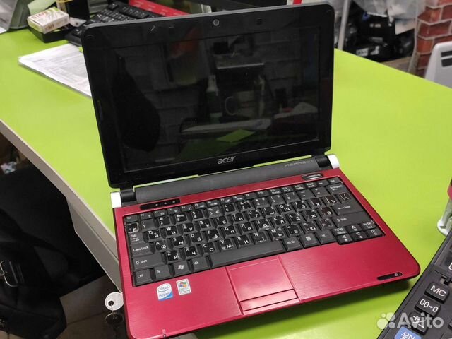 Нетбук Acer ONE KAV10