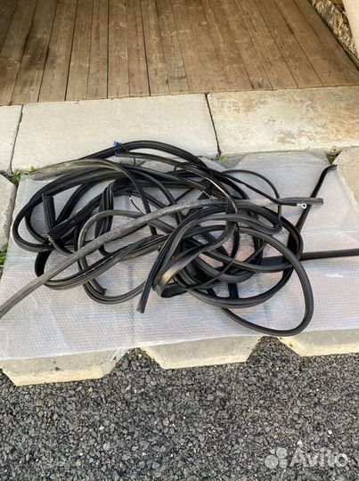 Уплотнители дверей Renault Logan