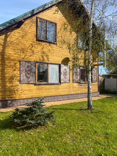 Коттедж 140 м² на участке 8 сот.