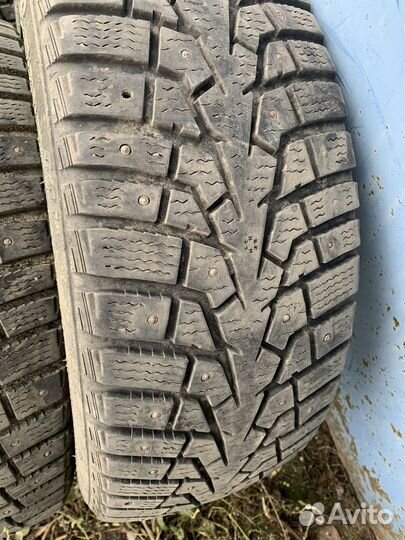 Maxxis ArcticTrekker NP3 195/55 R16