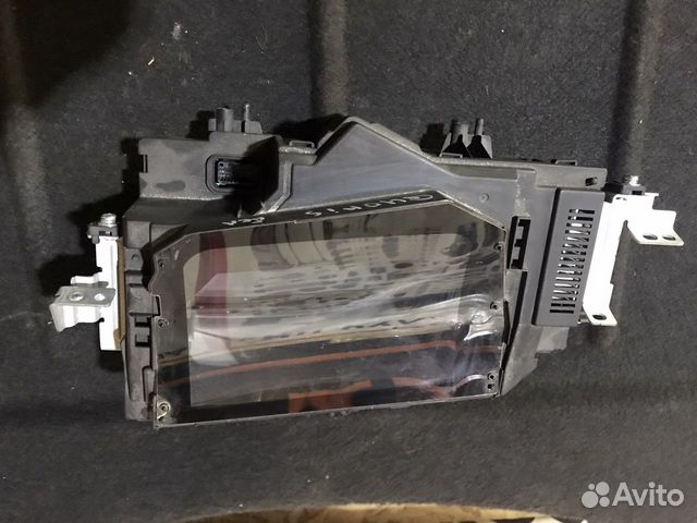 Kia Quoris проекция на лобовое стекло