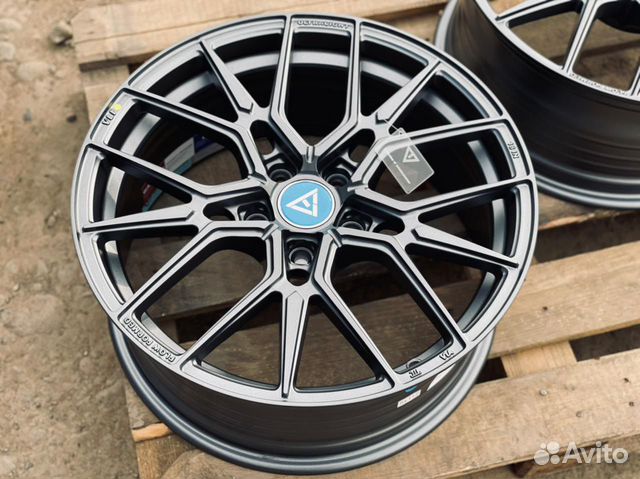 Новые диски Wheelegend R18 на Volkswagen Skoda