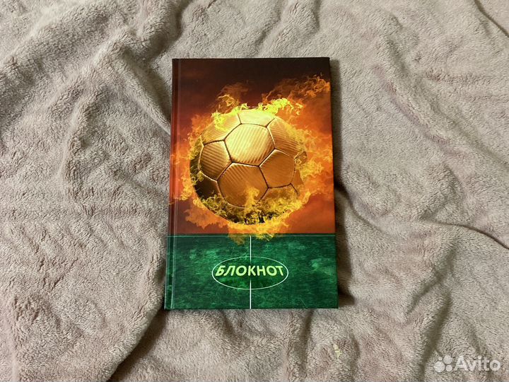 Блокнот в клетку