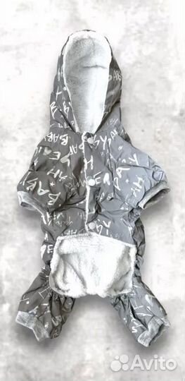 Комбинезон для маленькой собаки