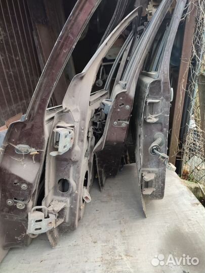 Двери на Jeep Grand Cherokee