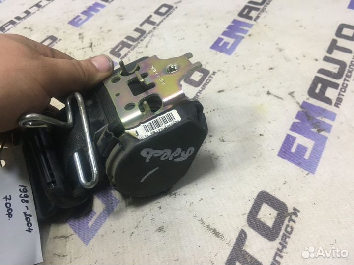 Ремень безопасности передний правый Форд Фокус 1