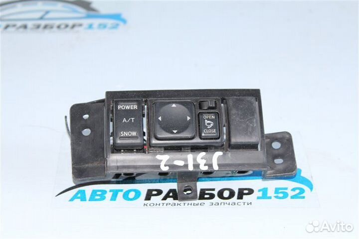 Кнопка регулировки зеркал Nissan Teana J31 VQ23DE