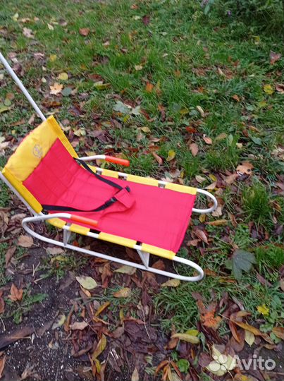 Шезлонг детский