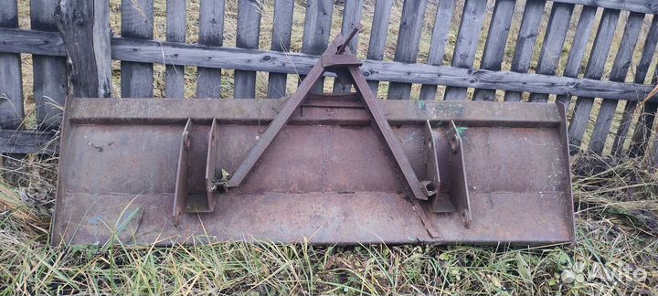 Отвал для трактора