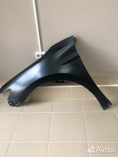Крыло переднее Toyota Camry 2017 год