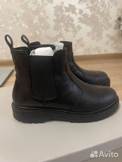 Ботинки демисезонные 37
