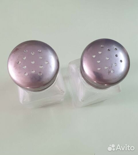 Солонка и перечница