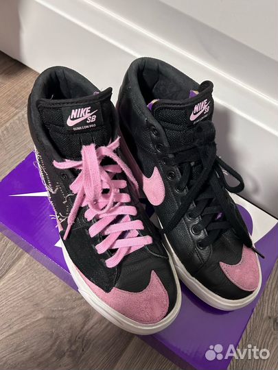 Кроссовки розовые Nike SB Zoom Blazer Mid Edge L