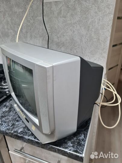 Телевизор JVC AV-1403FE