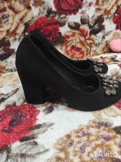 Туфли женские 39 размер новые