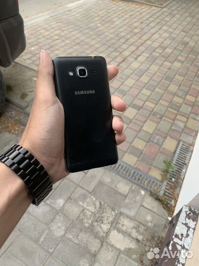 Samsung Galaxy J2 (2016), 8 ГБ