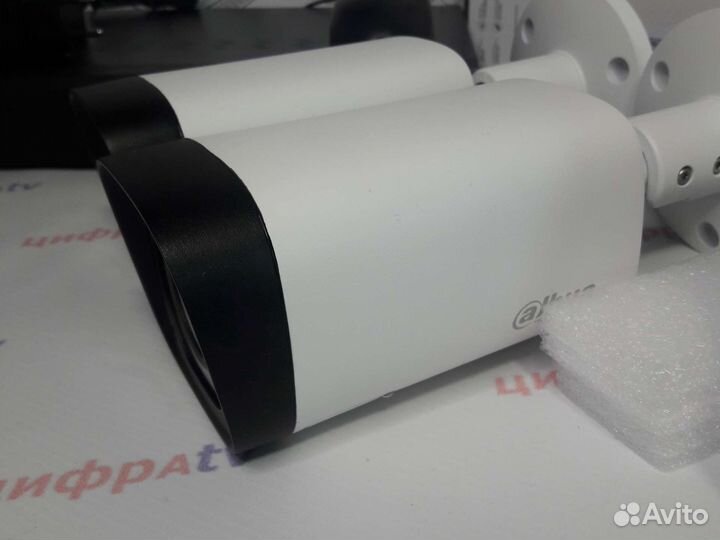 Комплект видеонаблюдения 4Мп Dahua 10 камер zoom