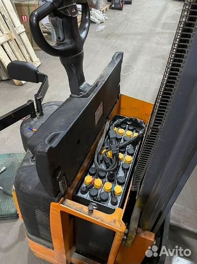 Тяговый аккумулятор для складской техники