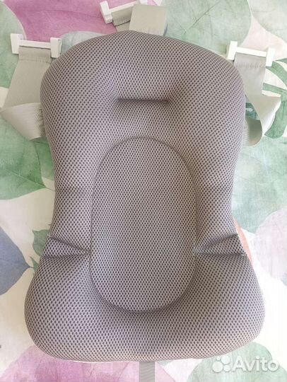 Мягкий стульчик для купания + обычный в подарок