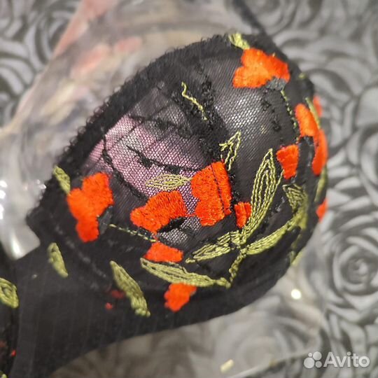 Бюстгальтер Lise Charmel 70B