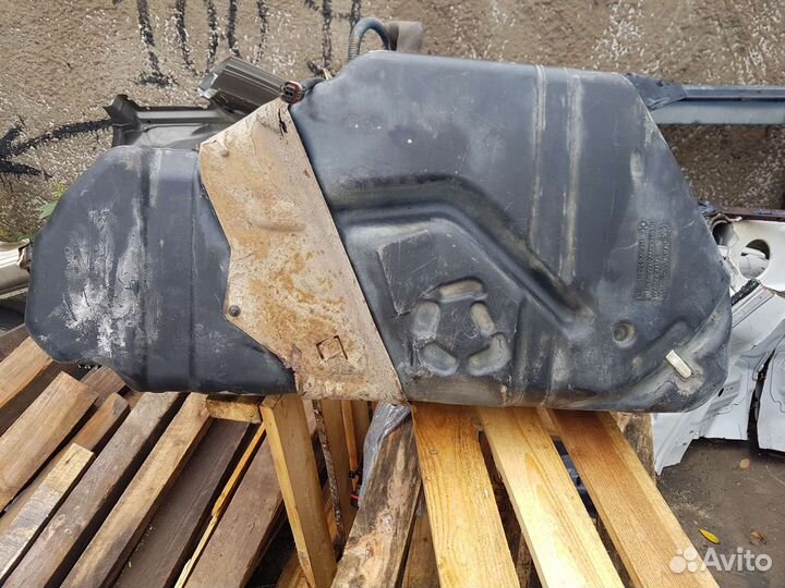 Топливный бак Opel Astra H универсал