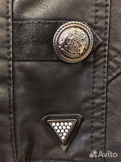 Кожаная куртка guess