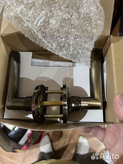 Дверные ручки