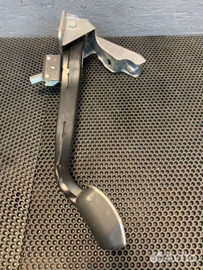 Педаль тормоза Bentley Continental Flying Spur 3W2