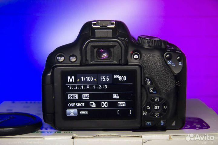 Зеркальный фотоаппарат canon 600d