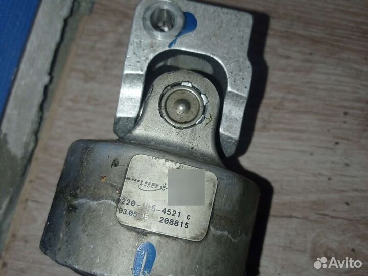 Рулевой карданчик на BMW 5 Е60