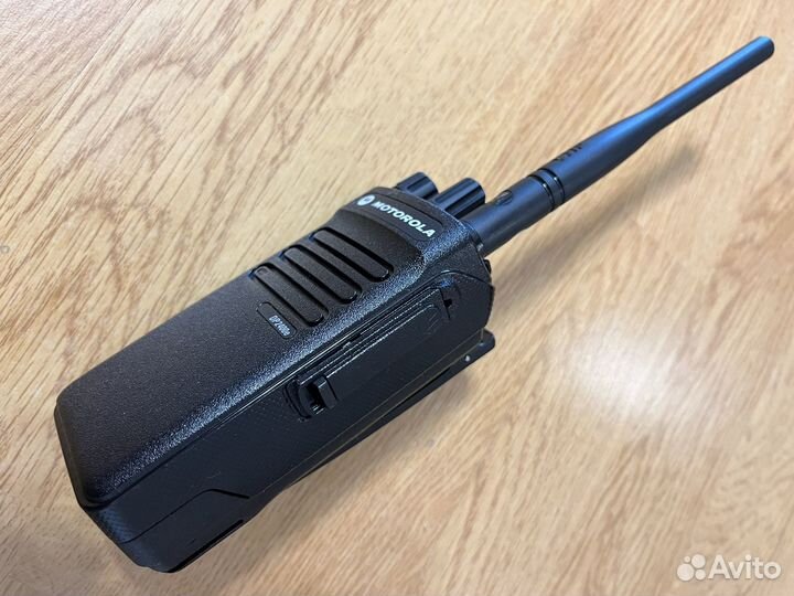 Рация motorola DP-2400e DMR