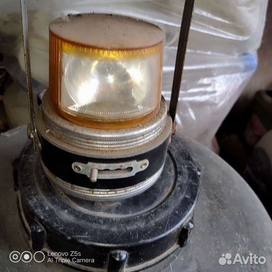 Фонарь туристический