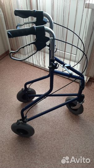 Ходунки для взрослых на колесах