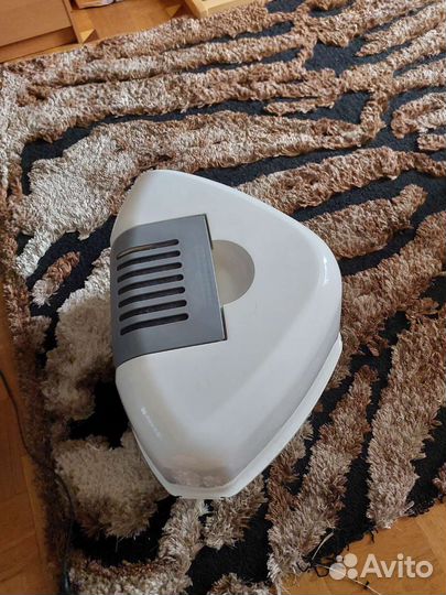 Кошачий туалет(закрытый, угловой)