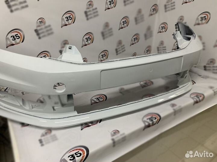 Бампер поло седан белый