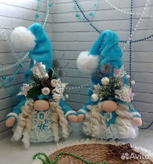 Новогодний гном. Дед мороз и Снегурочка