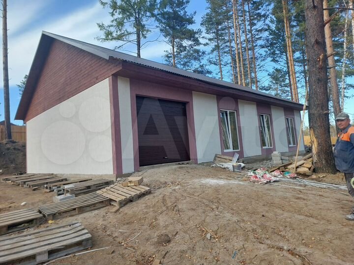 Дом 212 м² на участке 11,5 сот.