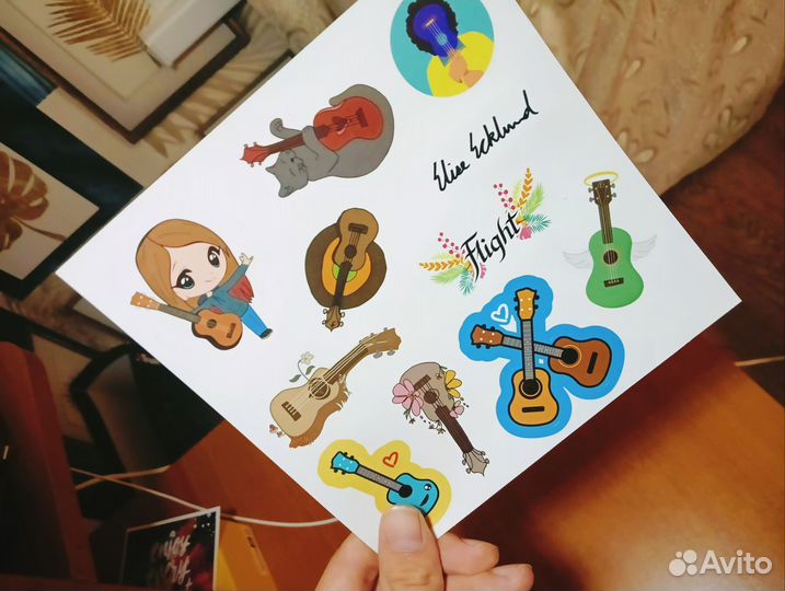 Детская гитара